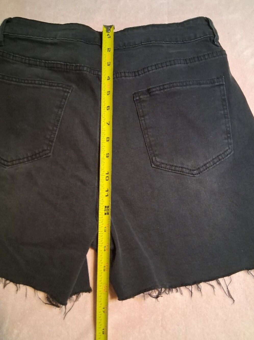 Auwuka Black Shorts Denim Raw Hem Shorts High Waisted Classic Casual Size 8 - Picture 6 of 10